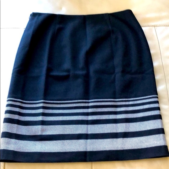 BOSS Hugo Boss skirt US size 8 - Picture 2 of 8